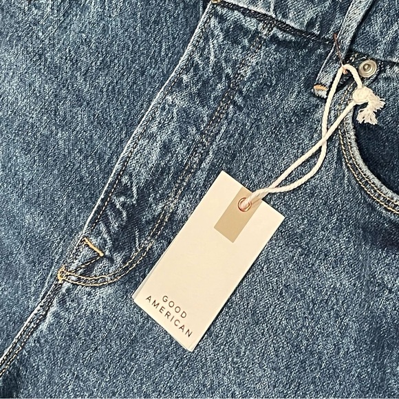Good American Blue Ankle & Cropped Jeans - Picture 6 of 11